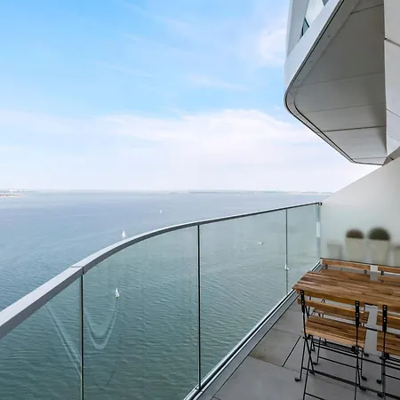 Penthouse On 35th Floor Aarhus