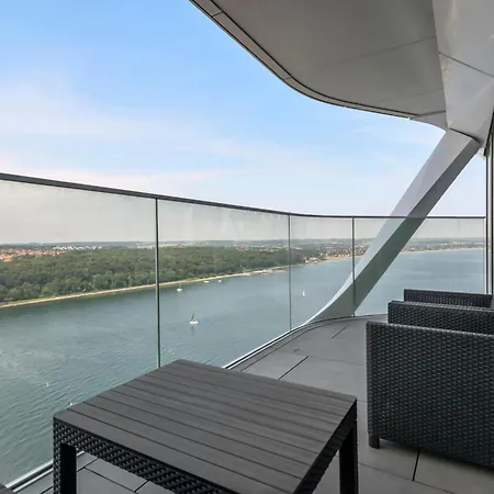 Apartment Penthouse On 35th Floor